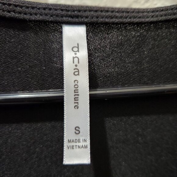 d.n.a couture Black Long Sleeve Front scrunch  & Ruffle Hem Blouse Small - Picture 5 of 6